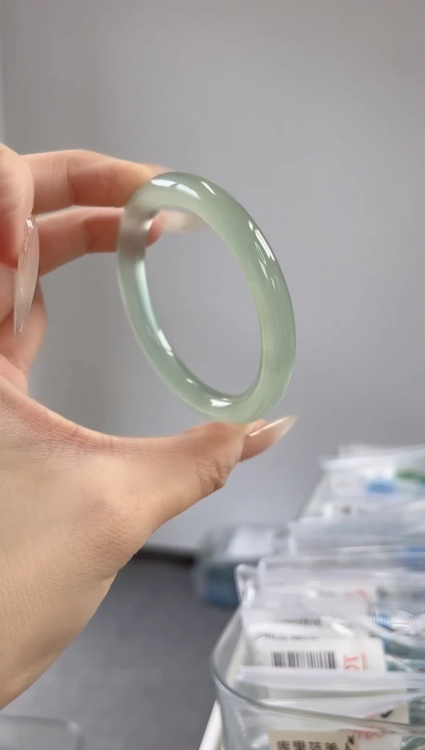 玛瑙/玉髓手镯未镶嵌58圈卡8