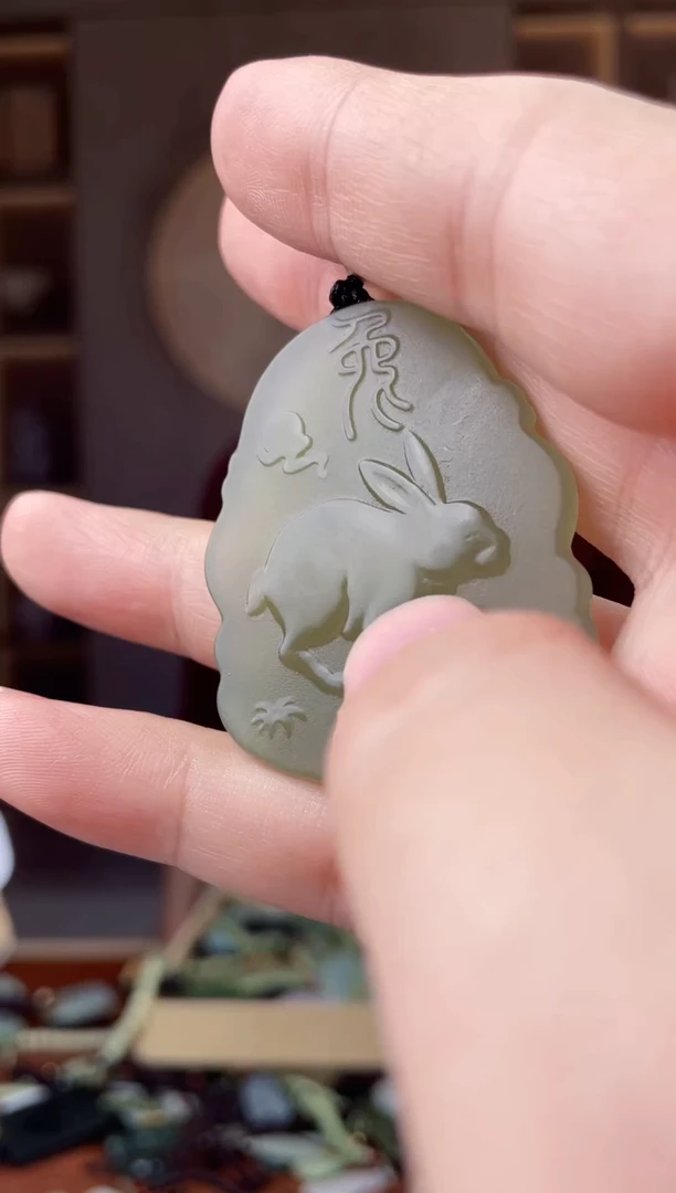 颈饰未镶嵌和田玉拍一发一，多样性发货