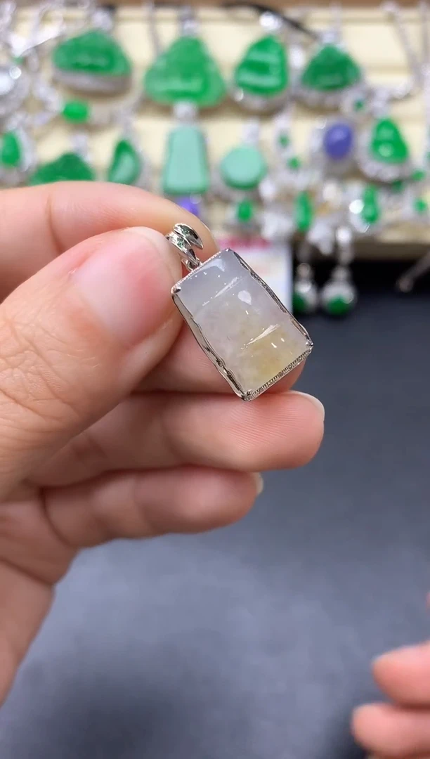 颈饰18K金镶嵌翡翠179-中国好珍宝