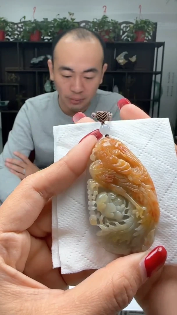【闪购商品】翡翠颈饰未镶嵌天然翡翠A货吊坠