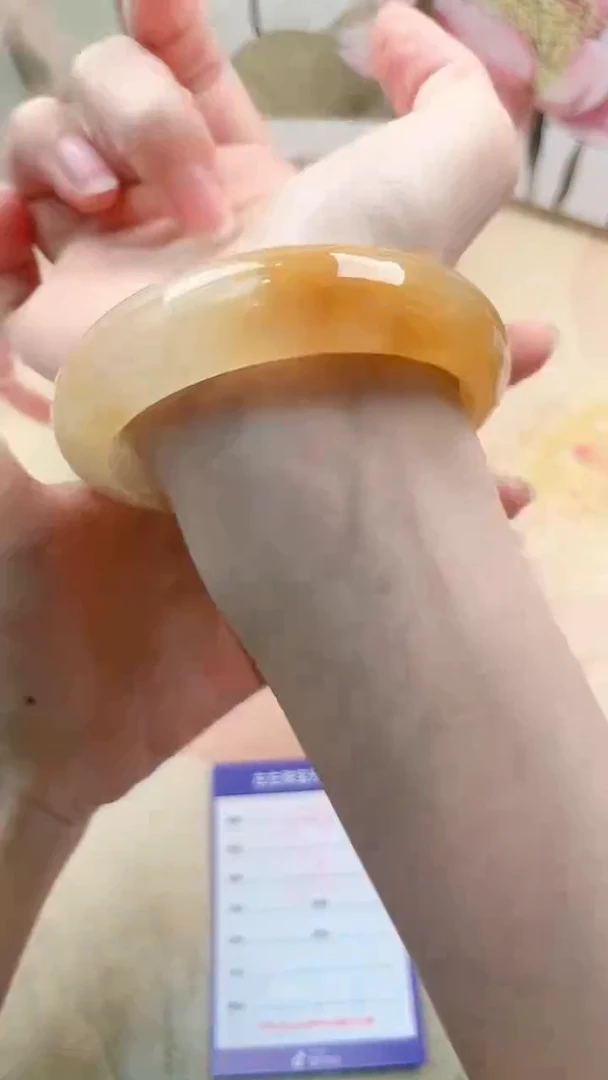 石英质玉手镯未镶嵌L198微色差60mm