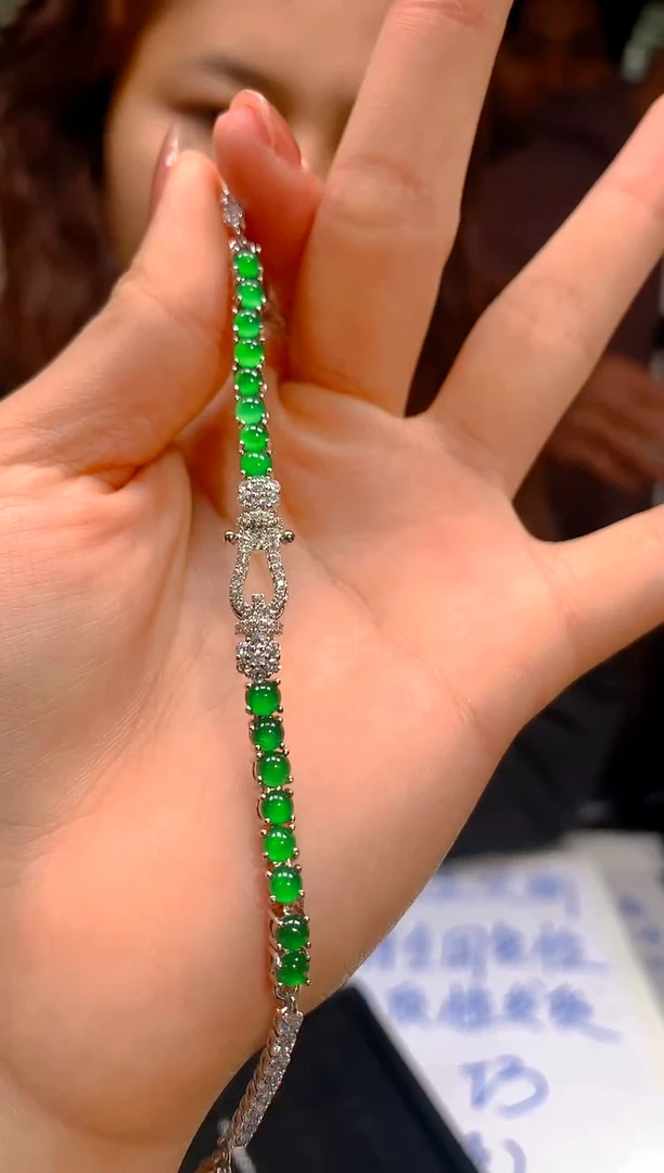 【闪购商品】定制翡翠未镶嵌36定制翡翠-多样性发货（发其一）