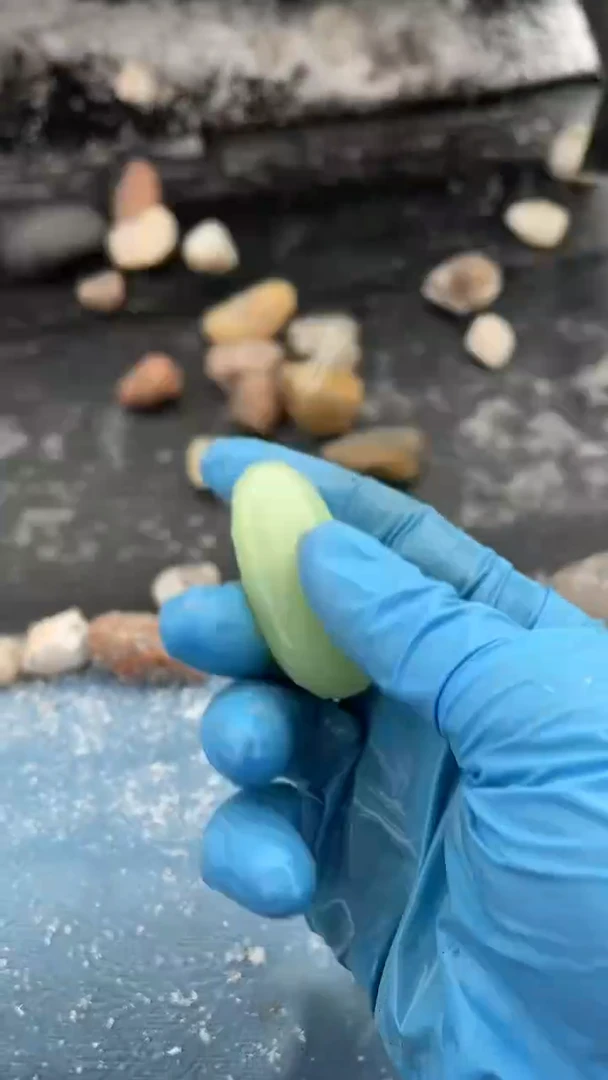 颈饰未镶嵌和田玉（糖玉）0031