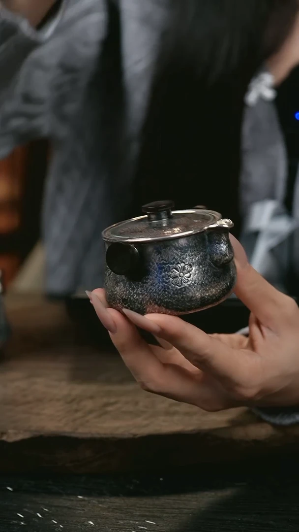 手工做旧款蝶恋花手抓银壶999
