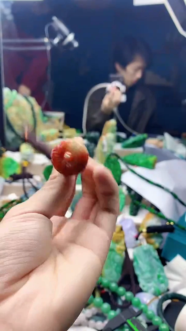 颈饰未镶嵌翡翠天然缅甸a货翡翠