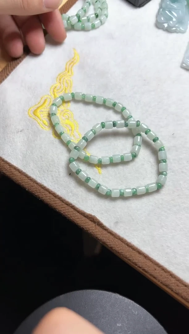 【闪购商品】翡翠手串未镶嵌手串【多样性发货两件】