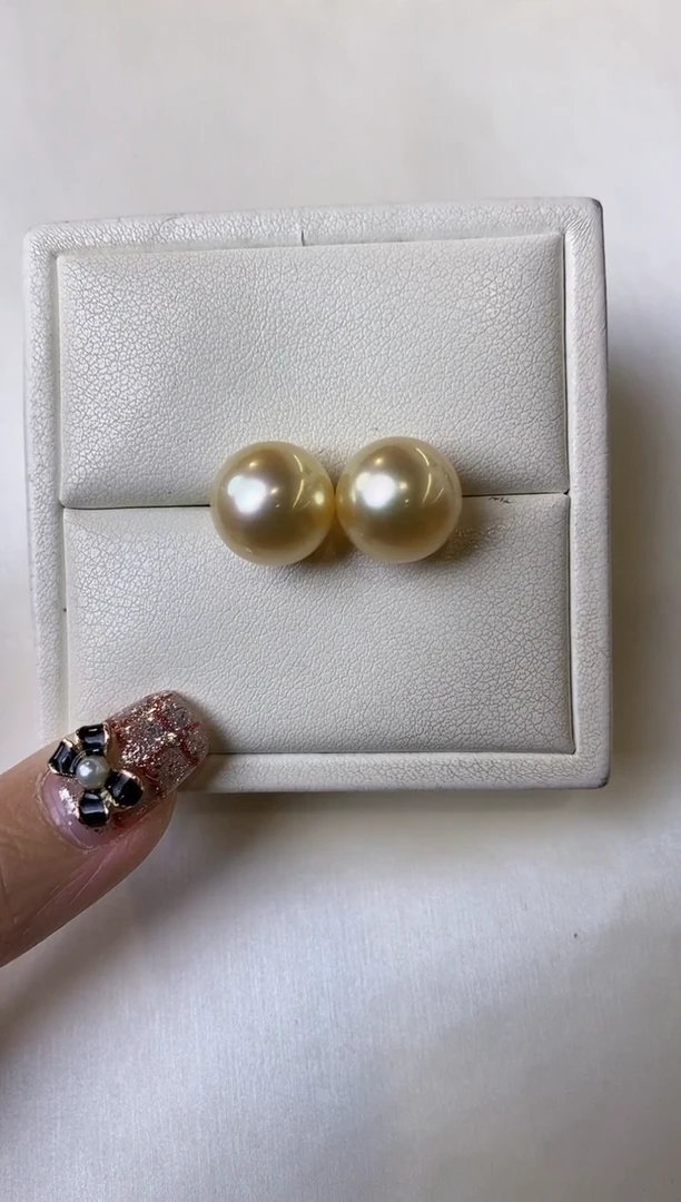 【闪购商品】海水珍珠耳饰18K金镶嵌12-13海水珍珠耳饰