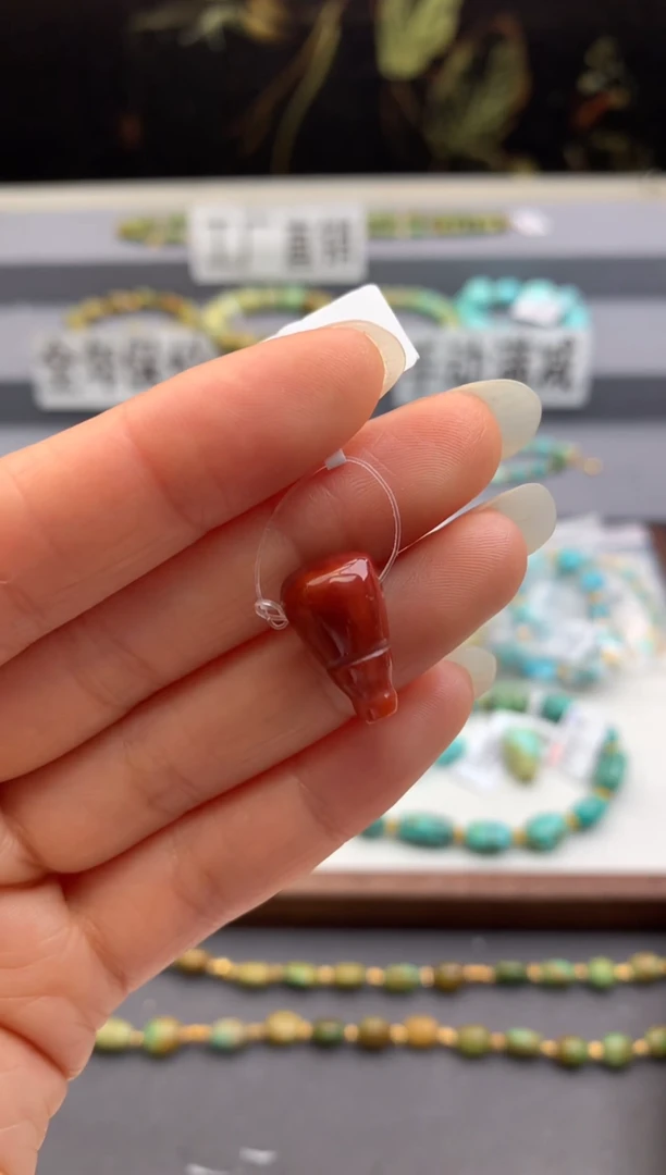 未镶嵌三通南红玛瑙茜.n10