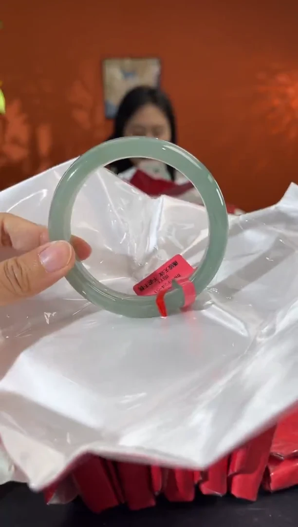 未镶嵌手镯翡翠2      616263