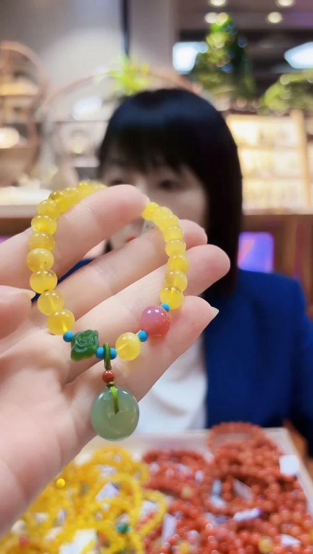 蜜蜡颈饰未镶嵌手链