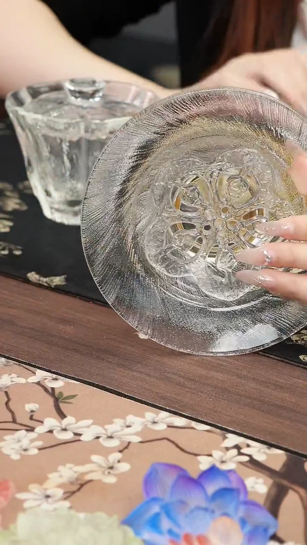 手工艺品琉璃原矿水晶雪花片壶承