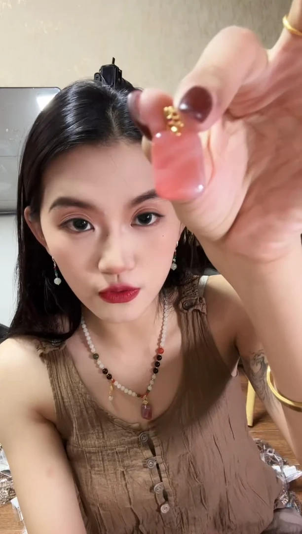 玛瑙/玉髓吊坠(不含链)银S925镀金镶嵌荔枝冻吊坠