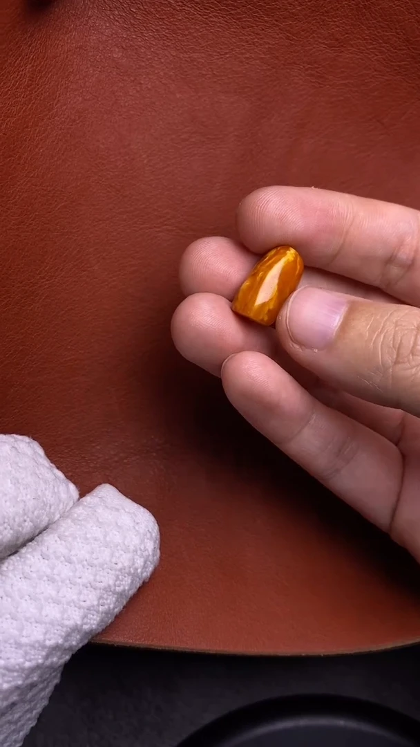 【闪购商品】琥珀颈饰未镶嵌马蹄顶珠