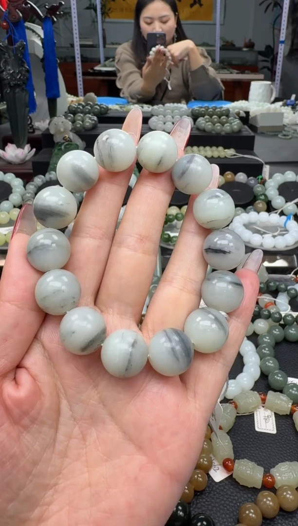未镶嵌手链和田玉新疆青花一线天卡16