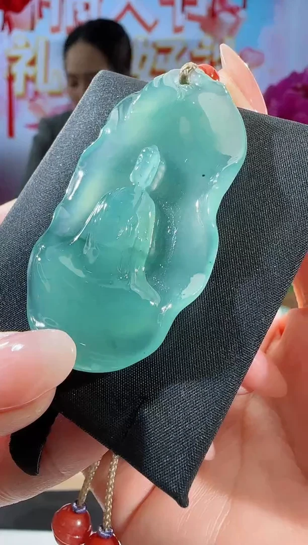 【闪购商品】翡翠吊坠(不含链)未镶嵌一叶成佛