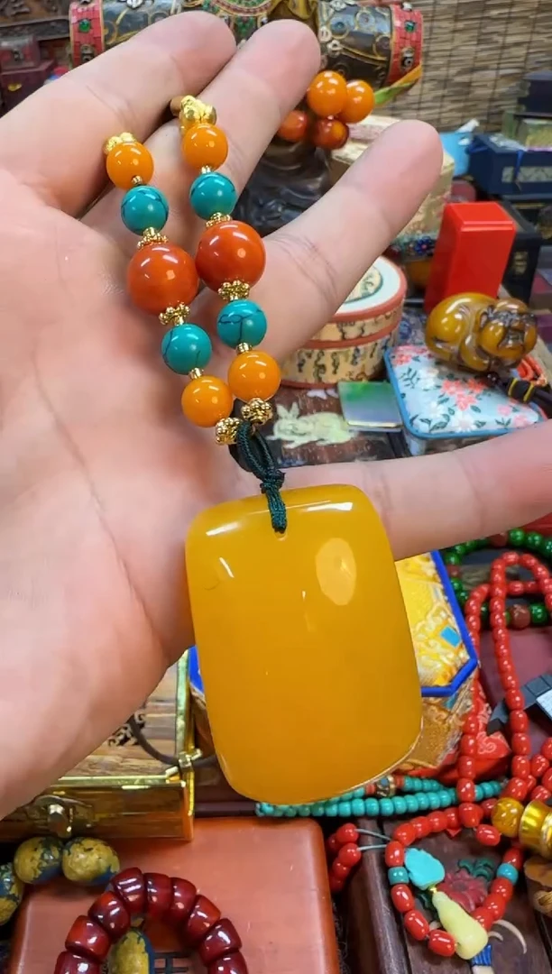 【闪购商品】蜜蜡裸石未镶嵌当天订单当天直发如图所示