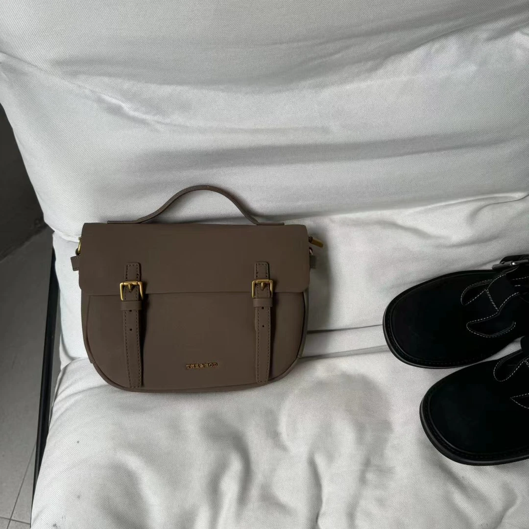 BSS-VAZSLVE/原创设计BD-B556-摩登棕 秋冬新款轻奢小包