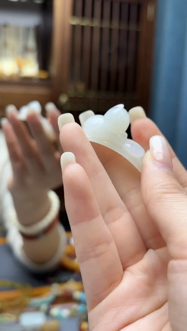 未镶嵌和田玉挂件和田玉小猫配饰SY