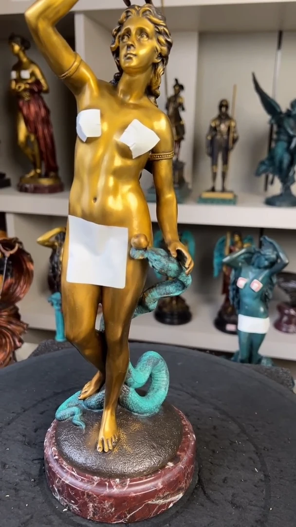 吴*欧美精黄铜雕塑精品