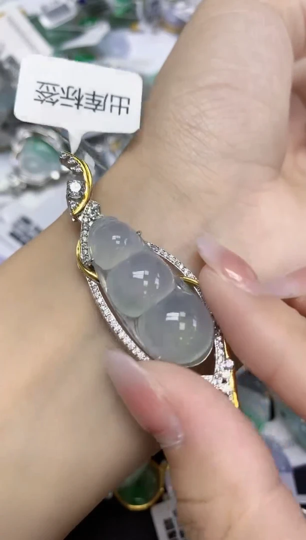 颈饰未镶嵌翡翠天然缅甸翡翠A货百元以上9元证书费自理