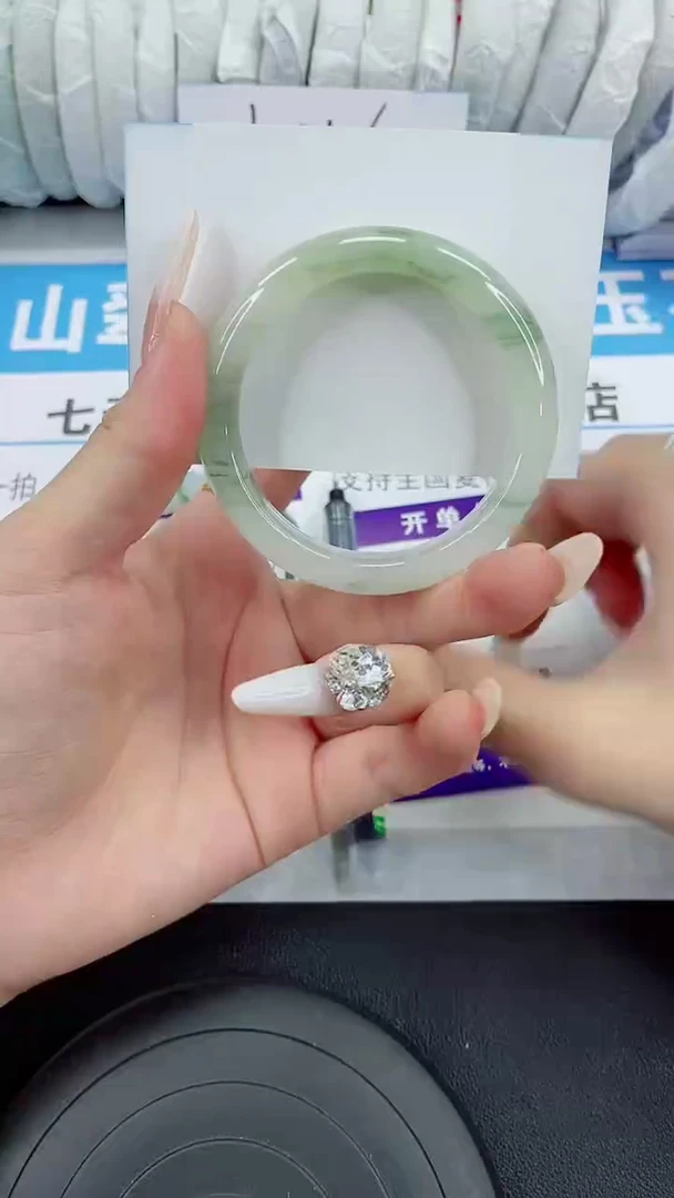 未镶嵌手镯石英质玉102-52/53