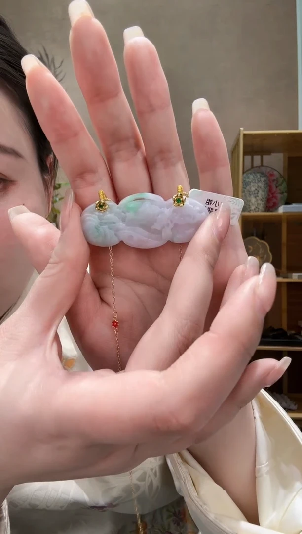 【闪购商品】翡翠颈饰未镶嵌吊坠