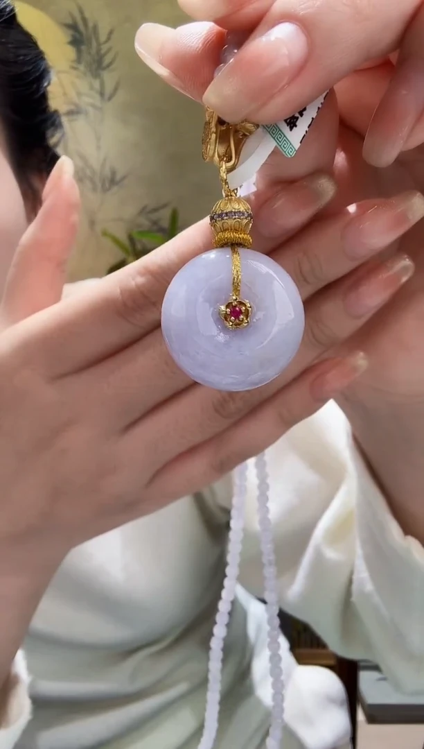 颈饰未镶嵌翡翠吊坠