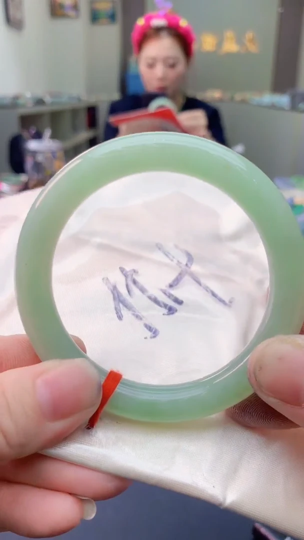 翡翠手镯未镶嵌0633772386