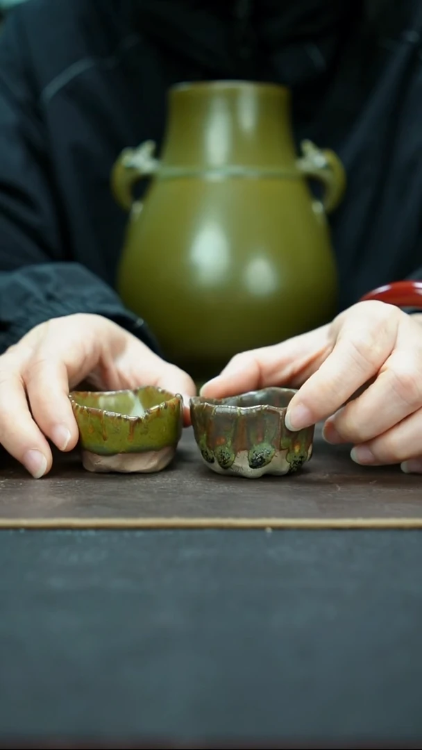杯J****g景德镇柴窑茶叶末手捏杯
