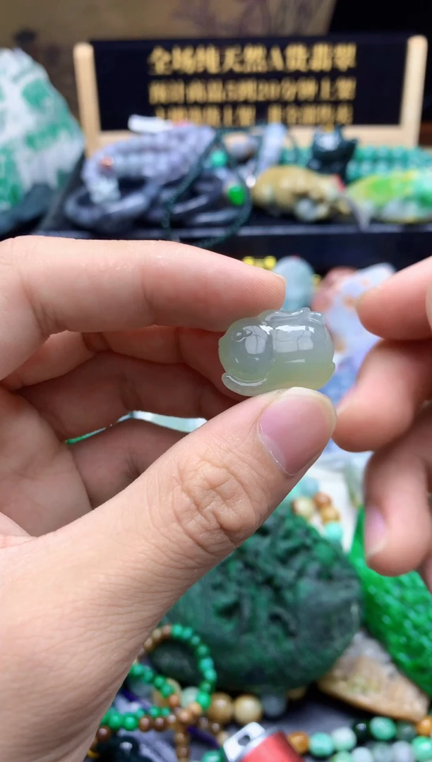 颈饰未镶嵌翡翠缅甸翡翠