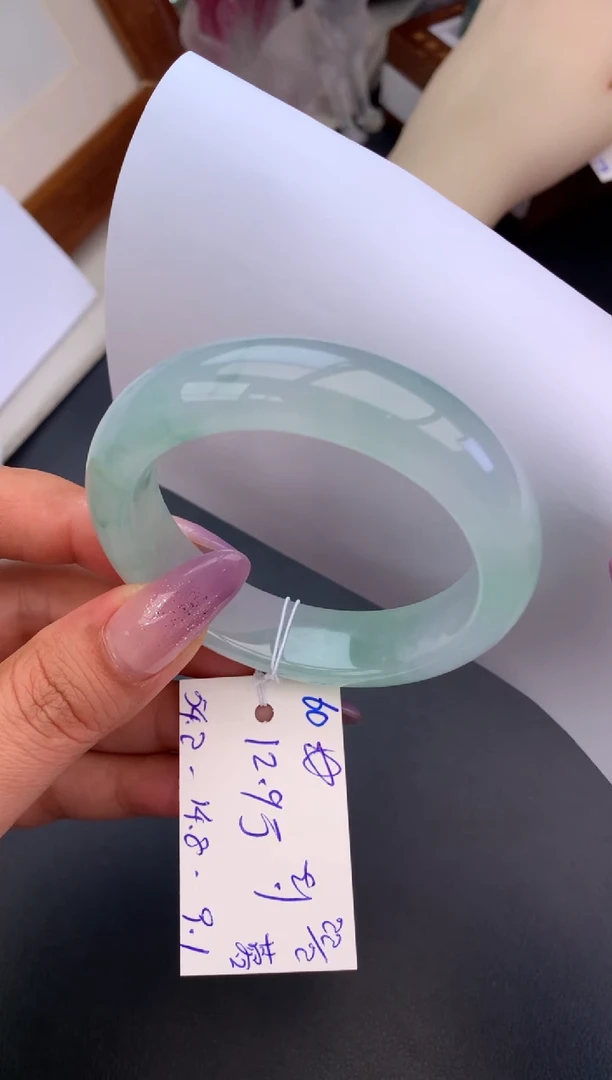 【闪购商品】翡翠手镯未镶嵌玉手镯