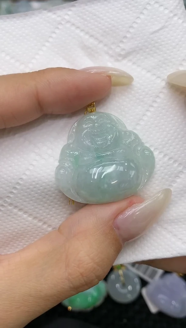 颈饰18K金镶嵌翡翠111111111111