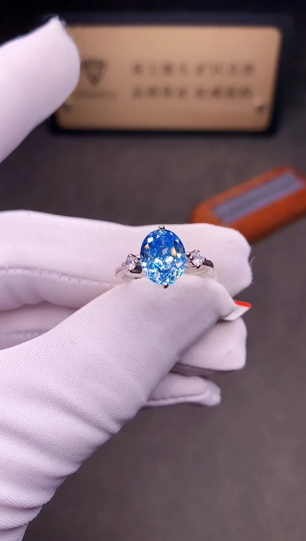 银S925镶嵌戒圈海蓝宝石·····