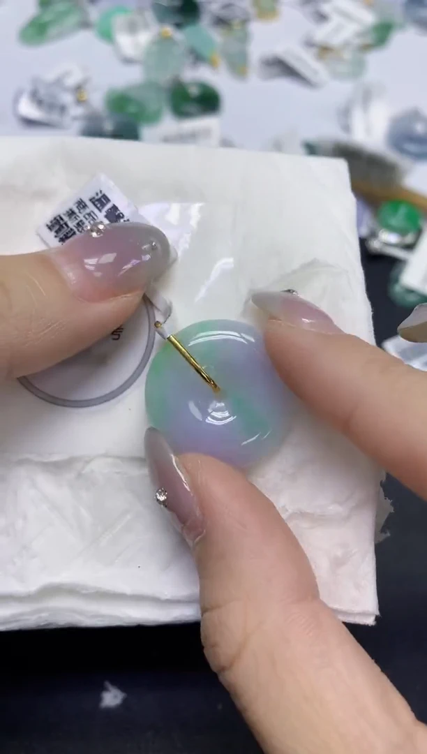 颈饰18K金镶嵌翡翠天然缅甸翡翠A货百元以上9元证书费自理