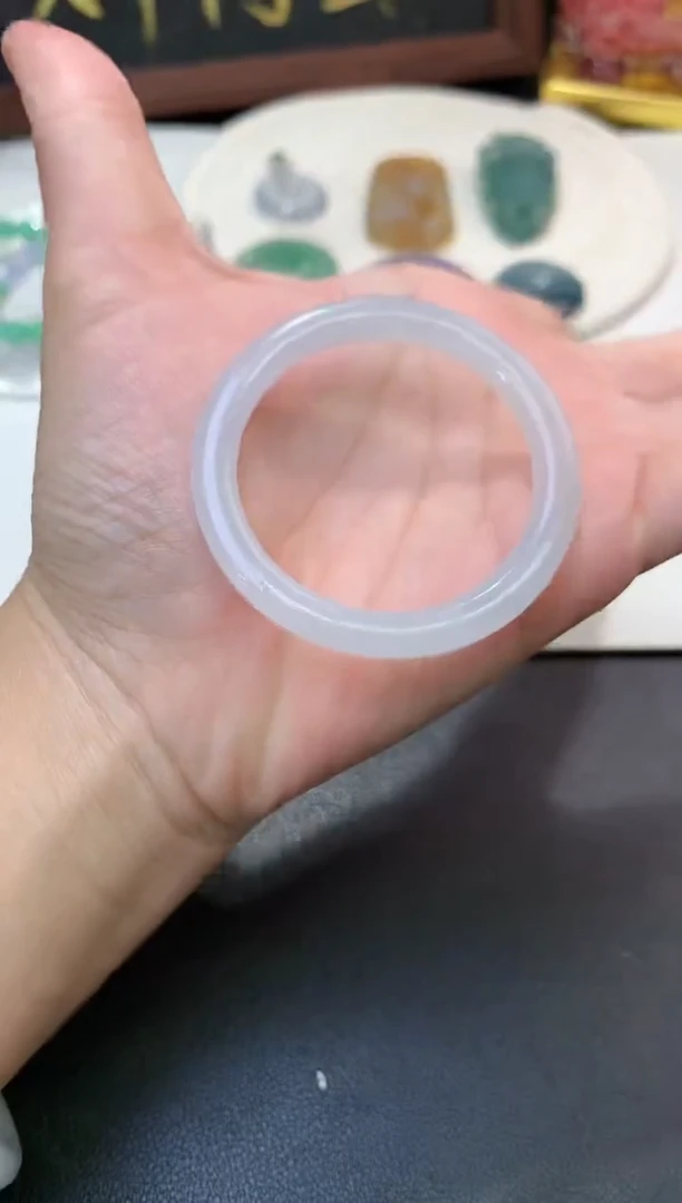 未镶嵌定制翡翠毛货