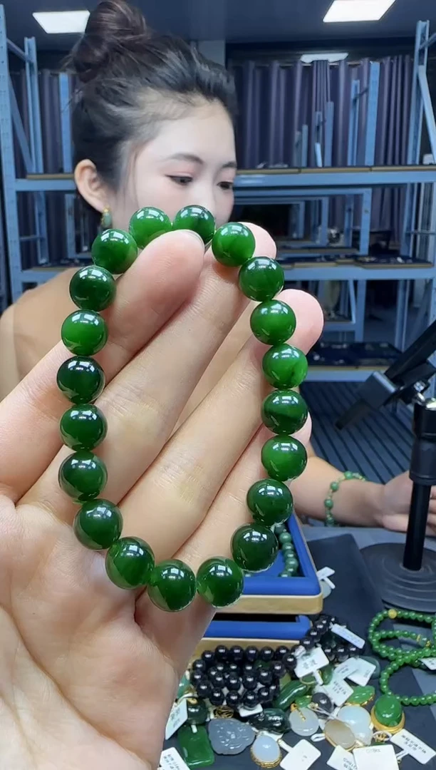 手串未镶嵌和田玉1