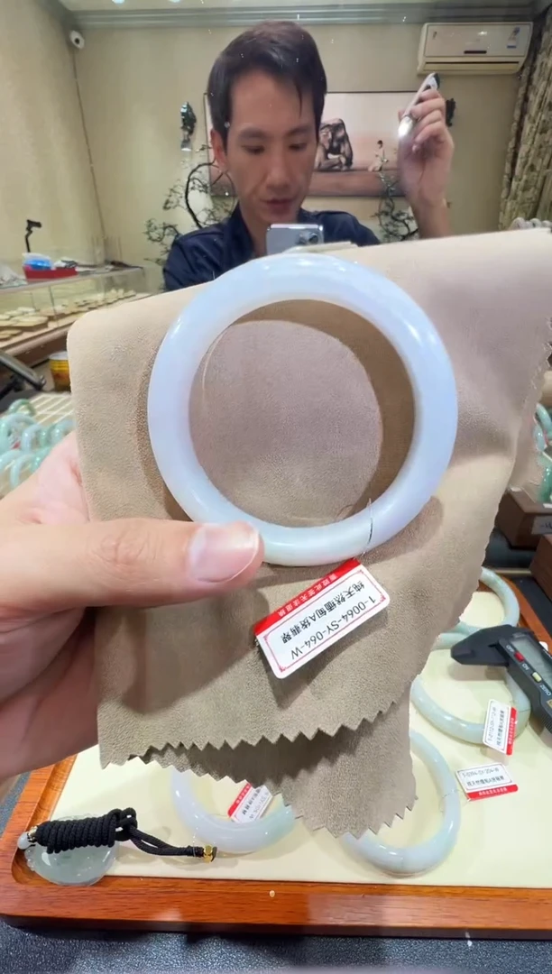 纯天然缅甸A货翡翠手镯55-56mm-1-64号