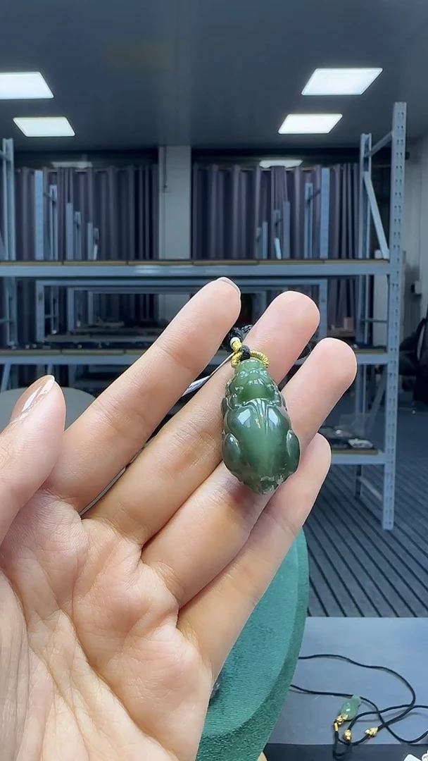 未镶嵌和田玉挂件1