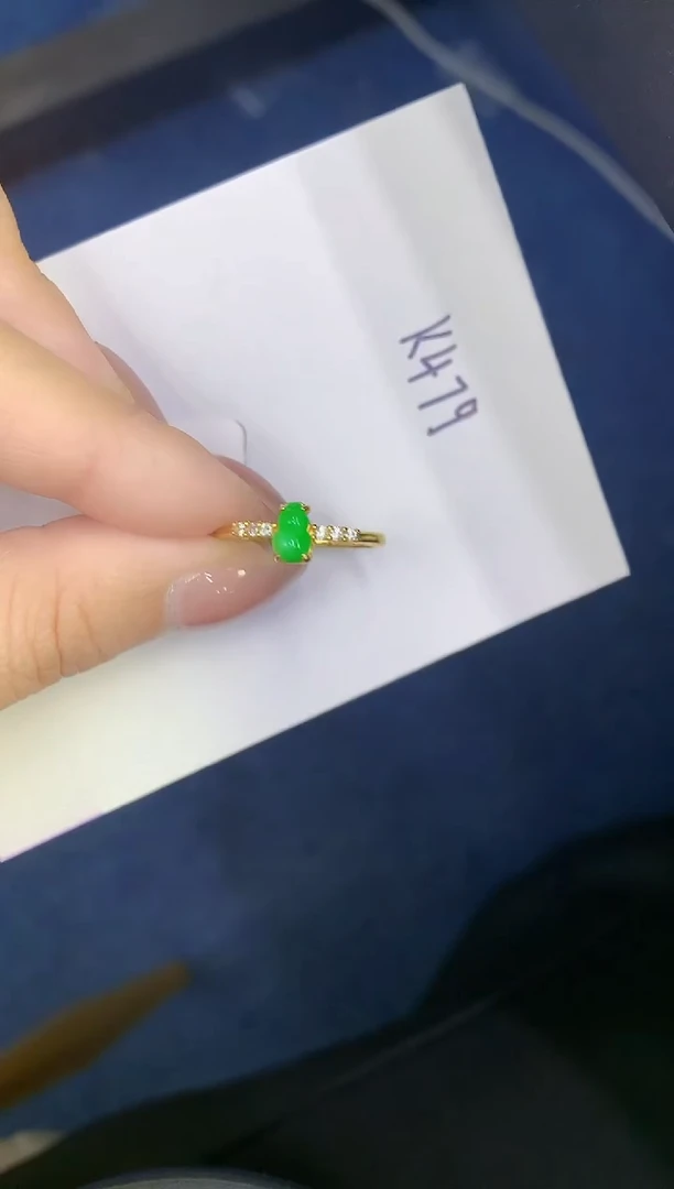 颈饰未镶嵌翡翠缅甸天然翡翠A货