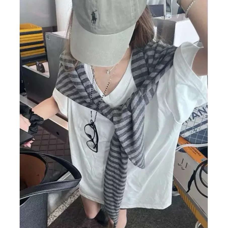 韩版v领慵懒风ins上衣女夏季新款宽松显瘦短袖T恤+条纹披肩两件套