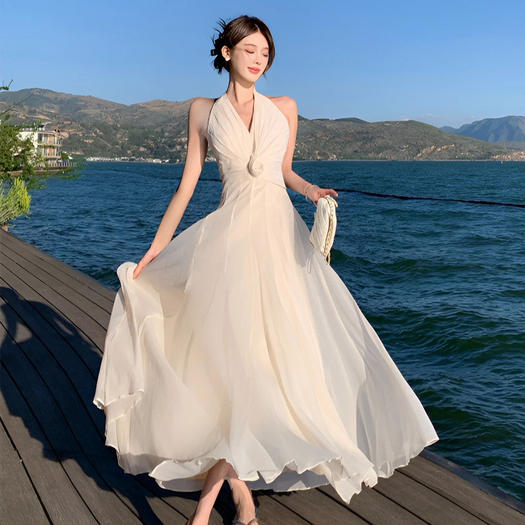 复古小众设计温柔挂脖长裙气质显瘦名媛无袖V领连衣裙海边度假裙