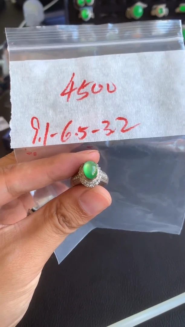 未镶嵌定制翡翠缅甸A货翡翠，拍一发一