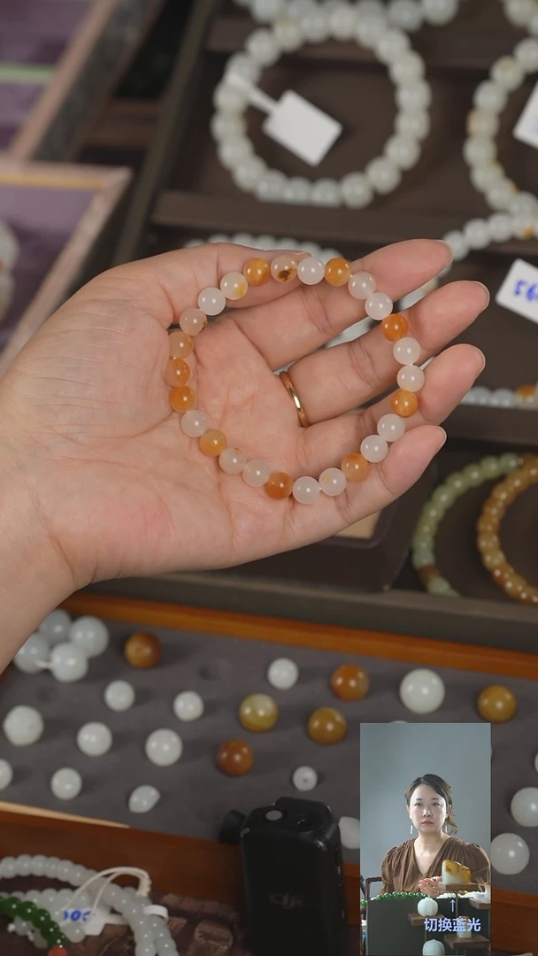 和田玉未镶嵌颈饰和田玉黄沁圆珠手串