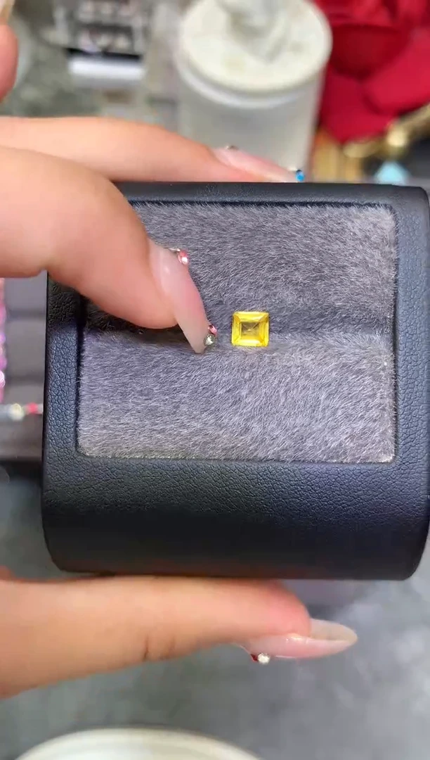 未镶嵌裸石定制蓝宝石方枕型 黄蓝宝石 0.81ct