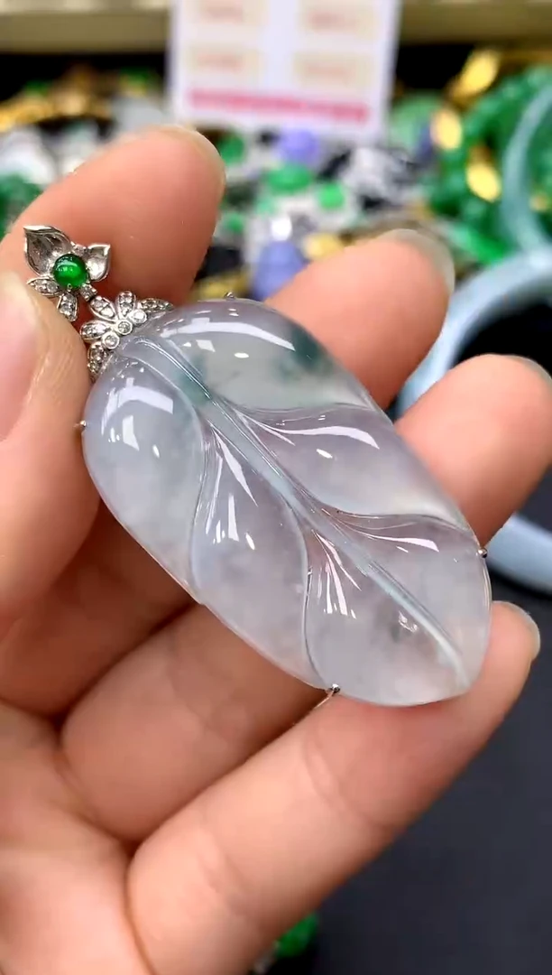 颈饰18K金镶嵌翡翠261-中国好珍宝