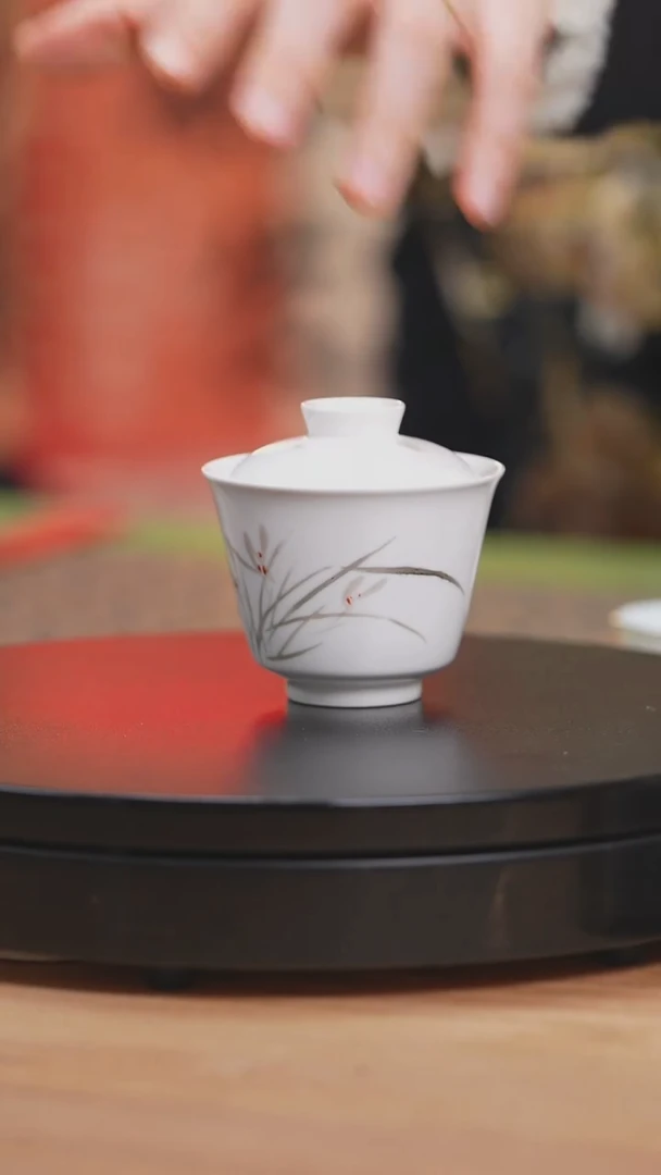 【闪购商品】盖碗一个非常漂亮