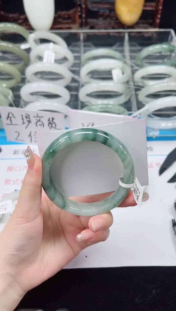 未镶嵌手镯石英质玉130-59/60