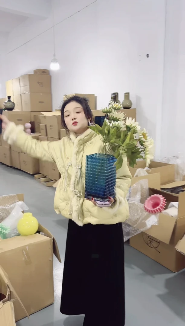 【闪购商品】玻璃私花主义花瓶厂-微瑕--NAM3