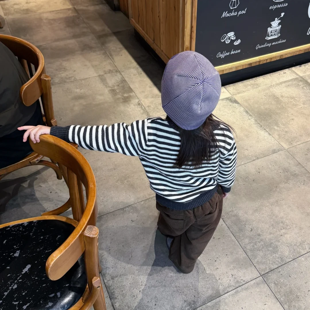 壹妈童装女童韩版2025洋气双面穿马甲条纹百搭卫衣时髦棕色长裤