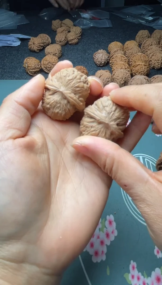 把件文玩核桃w24  黄松峪元宝 40尺